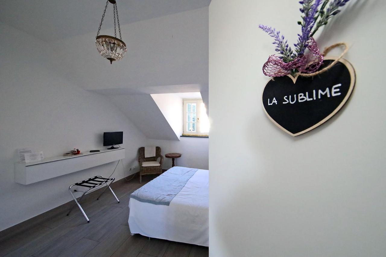 La Superba Rooms & Breakfast เจนัว ภายนอก รูปภาพ