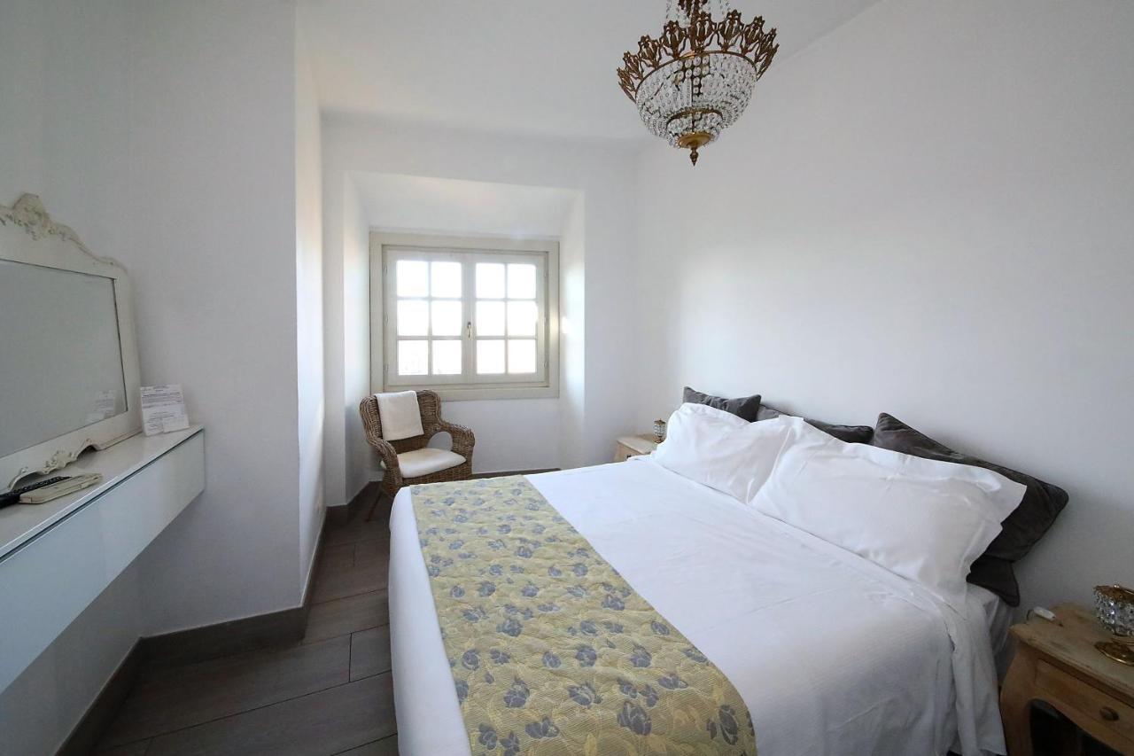 La Superba Rooms & Breakfast เจนัว ภายนอก รูปภาพ