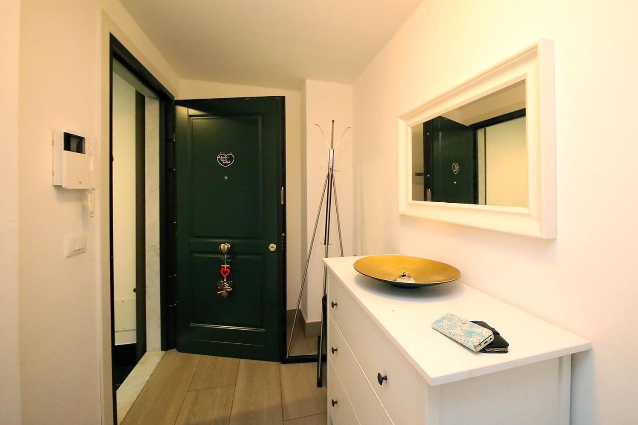 La Superba Rooms & Breakfast เจนัว ภายนอก รูปภาพ