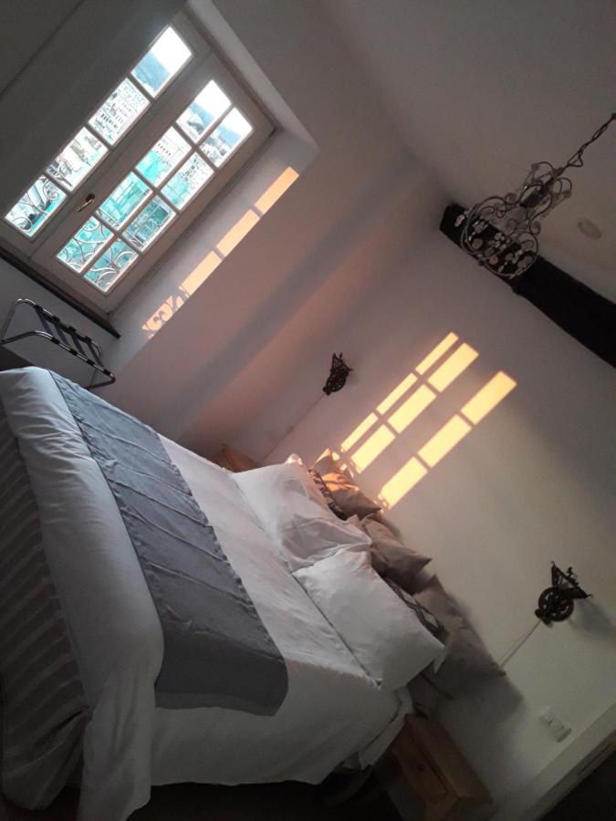 La Superba Rooms & Breakfast เจนัว ภายนอก รูปภาพ